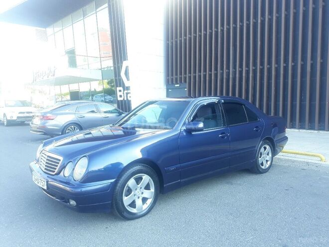 Mercedes E 220 2000, 376,000 km - 2.2 l - Bakı