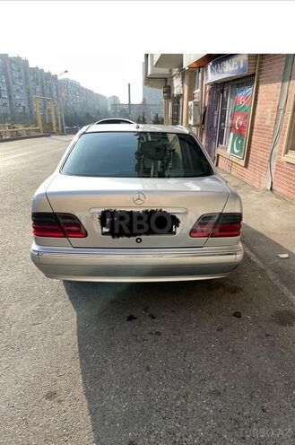 Mercedes E 220 2001, 387,062 km - 2.2 л - Bakı