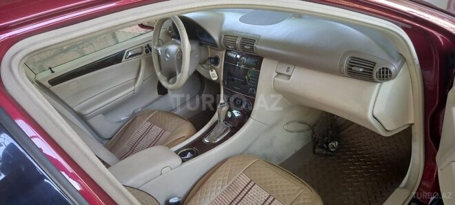 Mercedes C 240 2004, 350,457 km - 2.6 л - Ağdaş