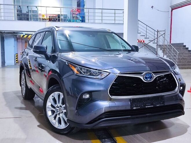 Toyota Highlander 2021, 5,600 km - 2.5 л - Bakı