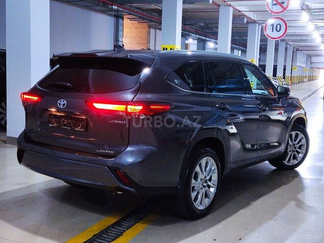 Toyota Highlander 2021, 5,600 km - 2.5 л - Bakı