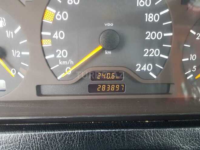 Mercedes C 180 1999, 320,000 km - 1.8 l - Bakı