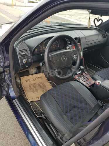 Mercedes C 180 1999, 320,000 km - 1.8 l - Bakı
