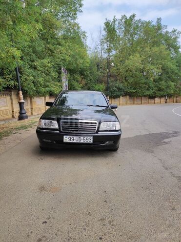 Mercedes C 200 1998, 383,340 km - 2.0 l - Lerik