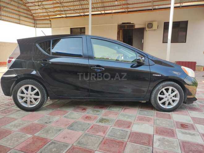 Toyota Prius C 2013, 221,356 km - 1.5 l - Bərdə