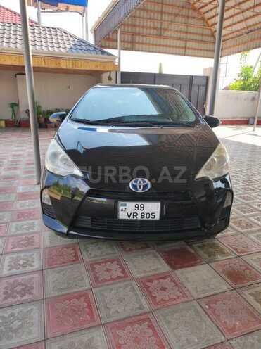 Toyota Prius C 2013, 221,356 km - 1.5 l - Bərdə