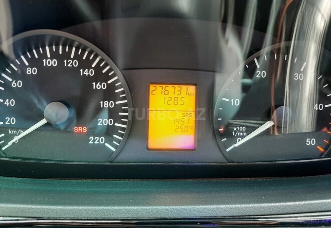 Mercedes Vito 111 2010, 275,000 km - 2.2 l - Gəncə