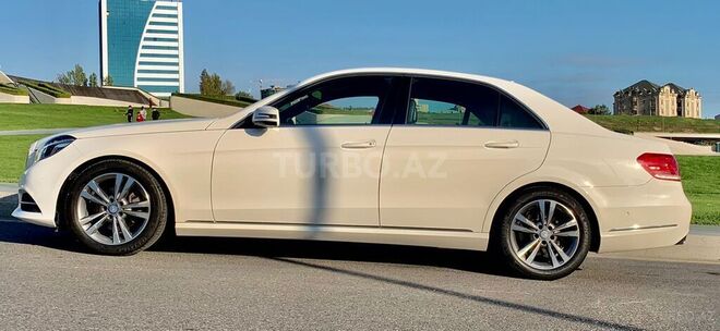 Mercedes E 200 2013, 185,000 km - 1.8 л - Bakı