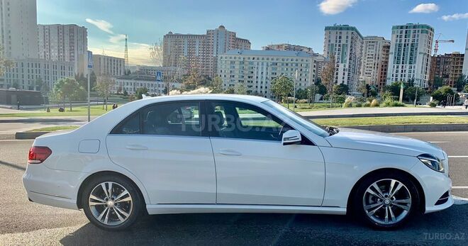 Mercedes E 200 2013, 185,000 km - 1.8 л - Bakı