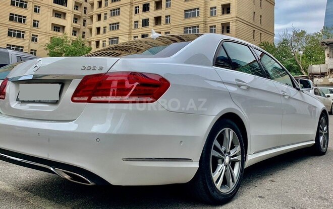 Mercedes E 200 2013, 185,000 km - 1.8 л - Bakı