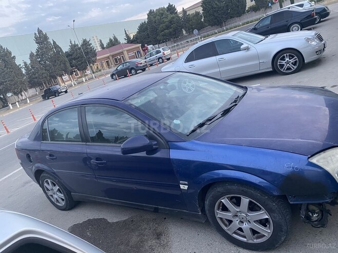 Opel Vectra 2004, 270,000 km - 2.2 l - Bakı