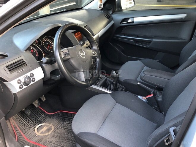Opel Astra 2005, 243,400 km - 1.3 l - Bakı