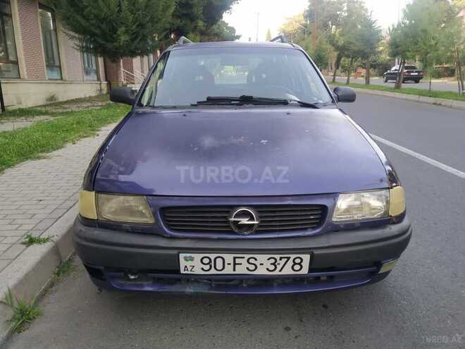 Opel Astra 1996, 322,000 km - 1.6 l - Bakı