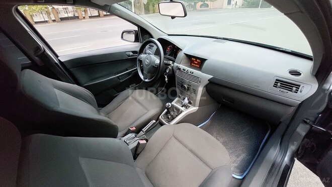 Opel Astra 2009, 202,555 km - 1.4 l - Mingəçevir