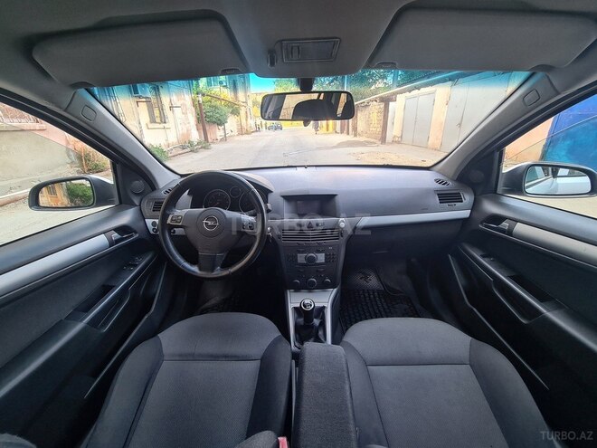 Opel Astra 2006, 167,850 km - 1.3 l - Bakı