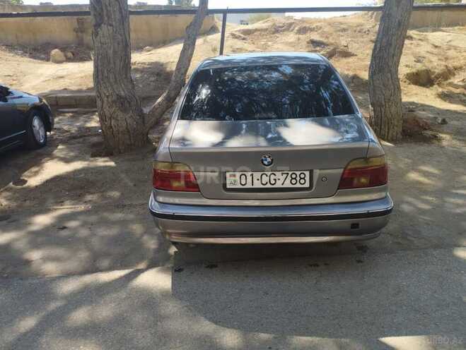 BMW 523 1996, 325,000 km - 2.5 l - Sumqayıt