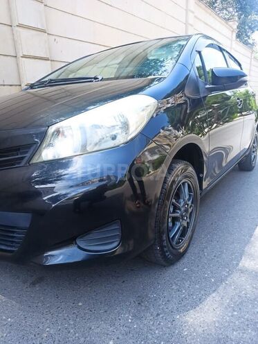 Toyota Vitz 2011, 27,000 km - 1.3 л - Bakı