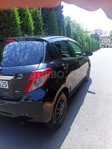 Toyota Vitz 2011, 27,000 km - 1.3 л - Bakı