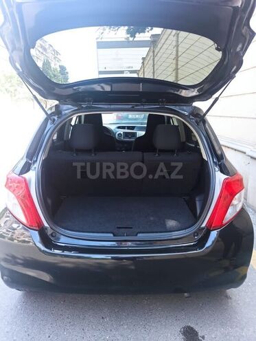 Toyota Vitz 2011, 27,000 km - 1.3 л - Bakı