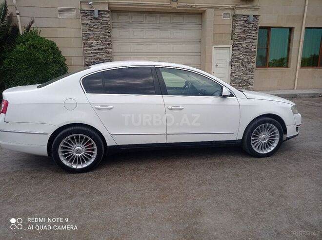 Volkswagen Passat 2005, 298,000 km - 2.0 l - Bakı