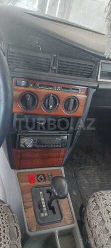 Mercedes 190 1993, 160,000 km - 2.0 l - Şəki