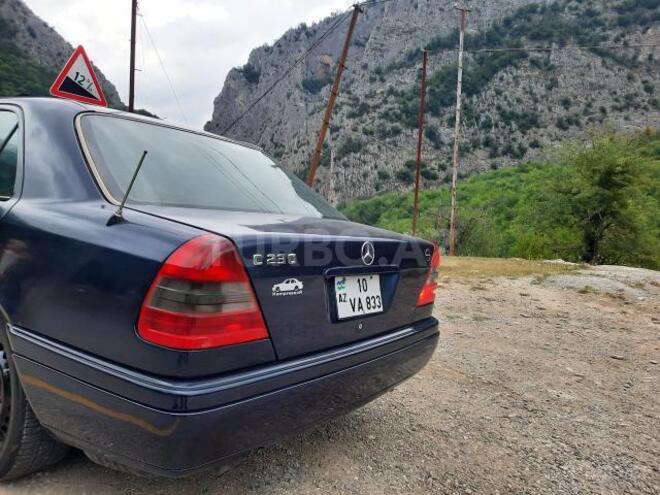 Mercedes C 220 1995, 250,000 km - 2.2 l - Quba