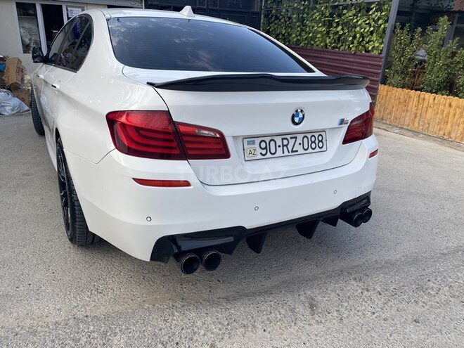 BMW 528 2011, 135,000 km - 3.0 л - Bakı