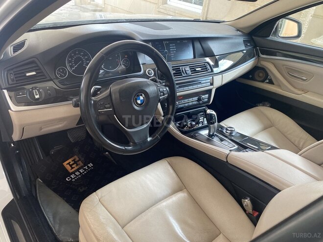 BMW 528 2011, 135,000 km - 3.0 л - Bakı