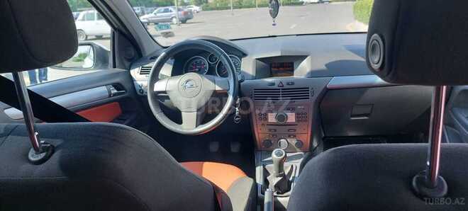 Opel Astra 2006, 181,000 km - 1.4 l - Şəki