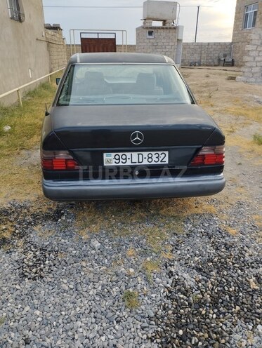 Mercedes E 200 1991, 436,586 km - 2.0 l - Bakı