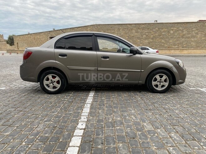 Kia Rio 2011, 205,500 km - 1.4 л - Bakı