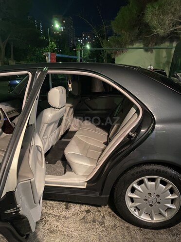 Mercedes E 240 2000, 237,000 km - 2.6 l - Bakı