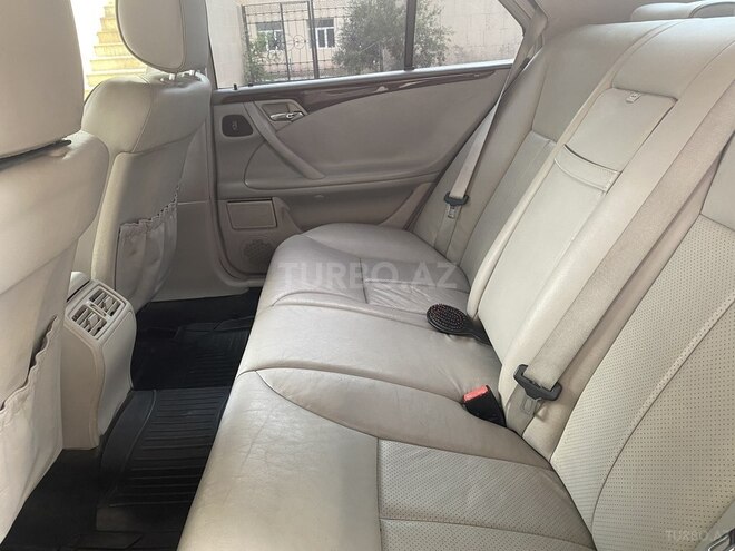 Mercedes E 240 2000, 237,000 km - 2.6 l - Bakı