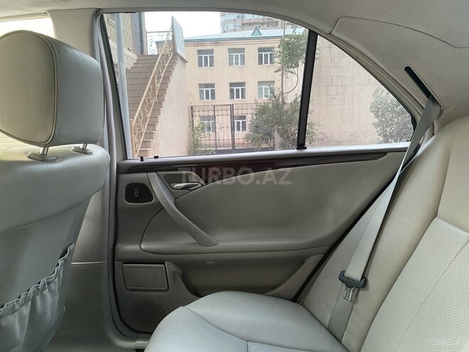 Mercedes E 240 2000, 237,000 km - 2.6 l - Bakı