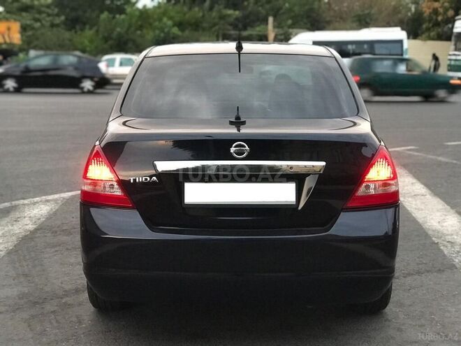 Nissan Tiida 2007, 190,000 km - 1.6 l - Bakı