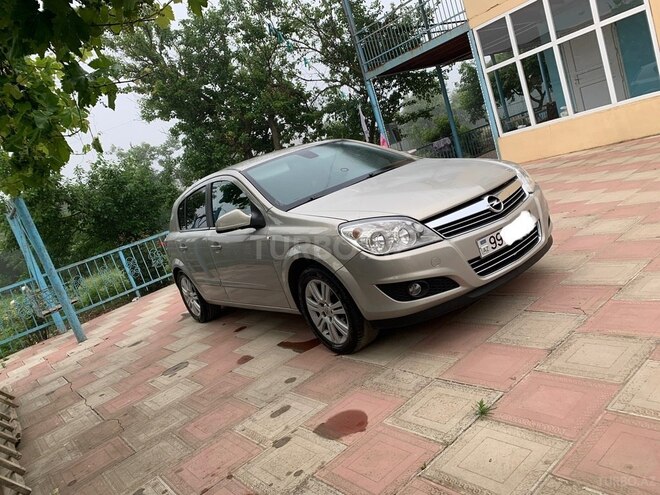 Opel Astra 2009, 260,000 km - 1.3 l - Bakı