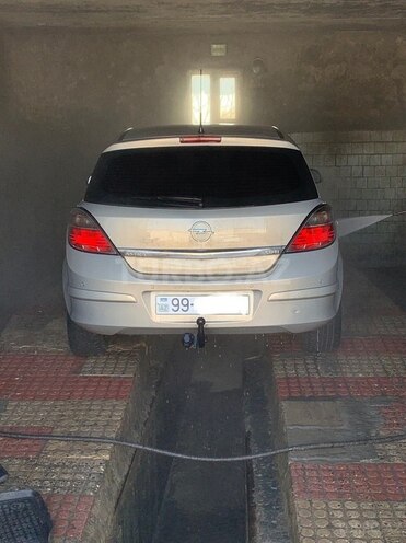 Opel Astra 2009, 260,000 km - 1.3 l - Bakı