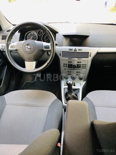 Opel Astra 2009, 187,000 km - 1.3 l - Bakı