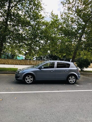 Opel Astra 2009, 187,000 km - 1.3 l - Bakı