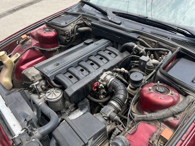 BMW 520 1992, 490,000 km - 2.0 l - Bakı