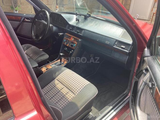 Mercedes E 200 1994, 380,000 km - 2.0 l - Bakı