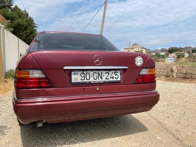 Mercedes E 200 1994, 380,000 km - 2.0 l - Bakı