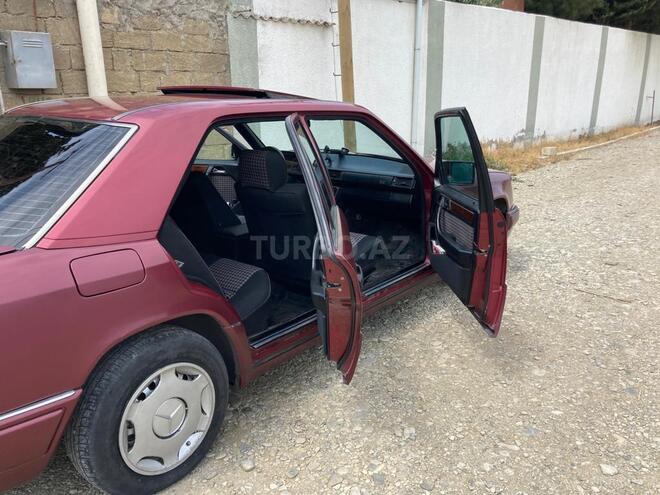 Mercedes E 200 1994, 380,000 km - 2.0 l - Bakı
