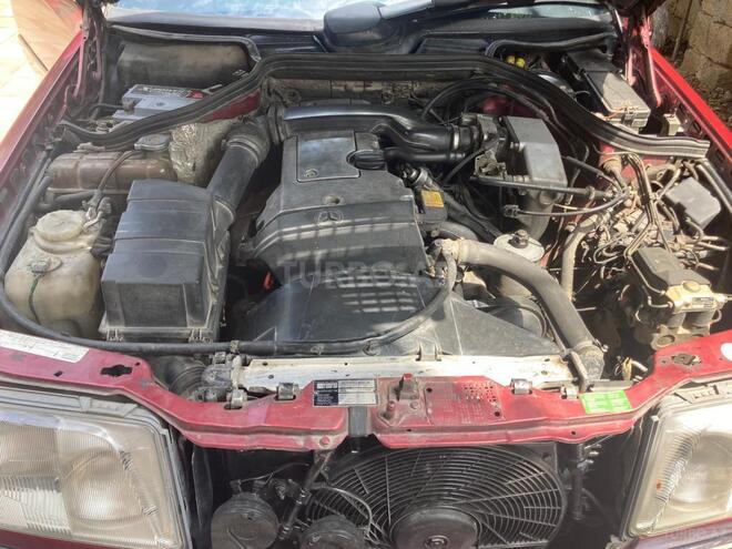Mercedes E 200 1994, 380,000 km - 2.0 l - Bakı