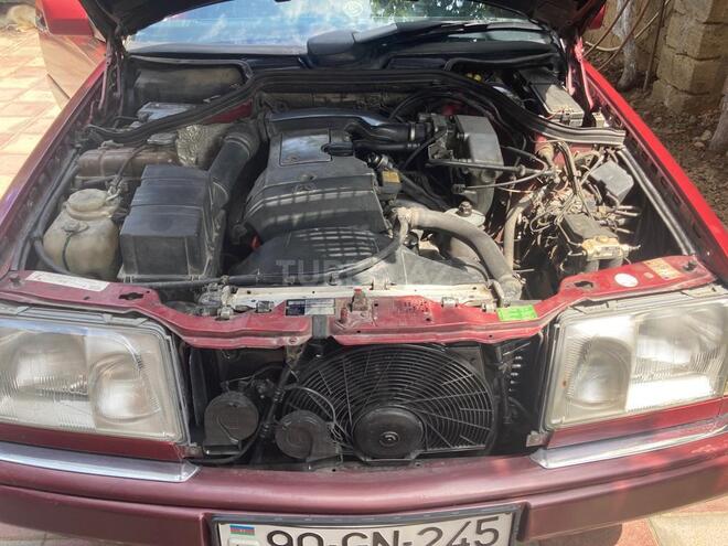 Mercedes E 200 1994, 380,000 km - 2.0 l - Bakı