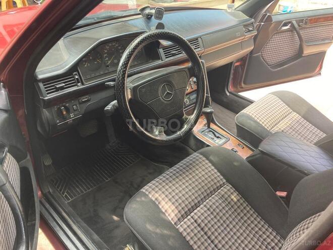 Mercedes E 200 1994, 380,000 km - 2.0 l - Bakı