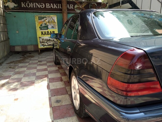 Mercedes C 180 1997, 335,000 km - 1.8 l - Bakı