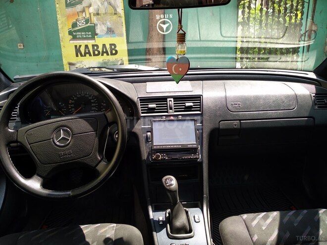 Mercedes C 180 1997, 335,000 km - 1.8 l - Bakı