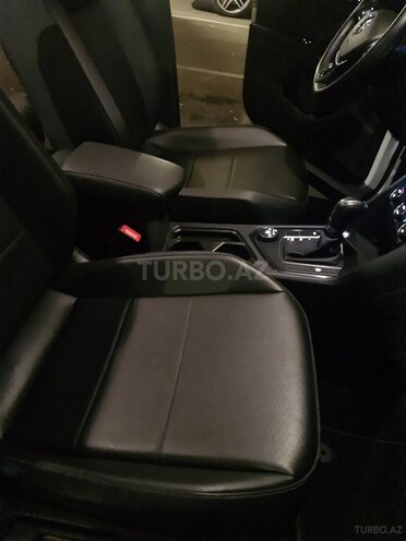Volkswagen Tiguan 2018, 41,500 km - 2.0 l - Bakı