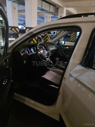 Volkswagen Tiguan 2018, 41,500 km - 2.0 l - Bakı